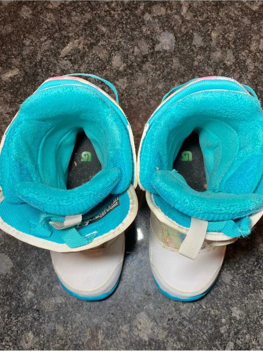 Burton Zipline Boa Snowboard Boots White Blue Size 6K Youth